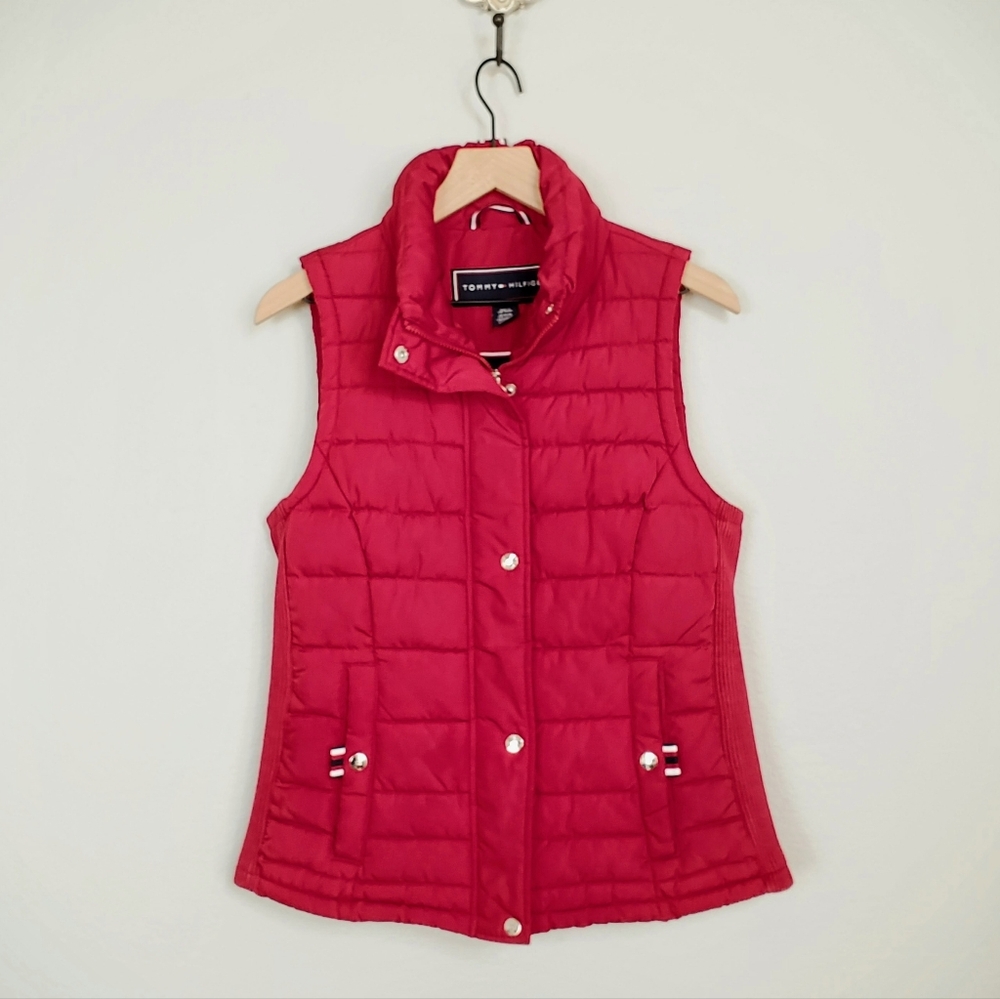 Tommy Hilfiger Red Puffer Vest Jacket - Size Small - Picture 3 of 17
